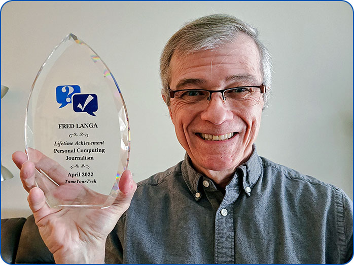 Fred Langa with the first TameYourTech award