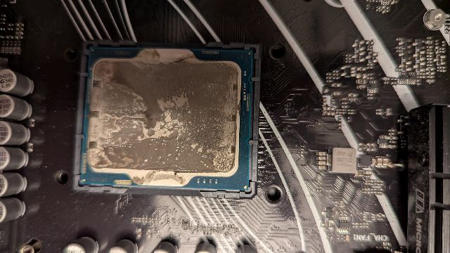 Topic: cpu anti-bend bracket @ AskWoody